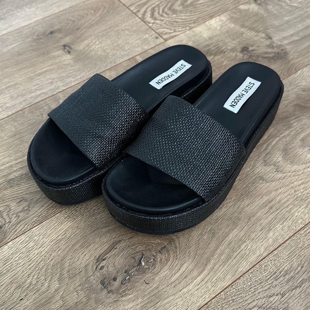 Steve Madden Black Kasper Slides